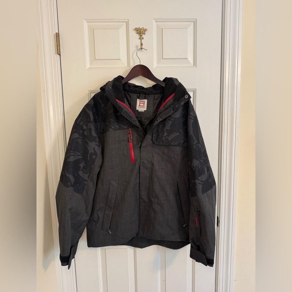 Avalanche jacket size large grey black red